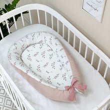 Load image into Gallery viewer, Waffle Cocoon Baby Nest Spring of pink